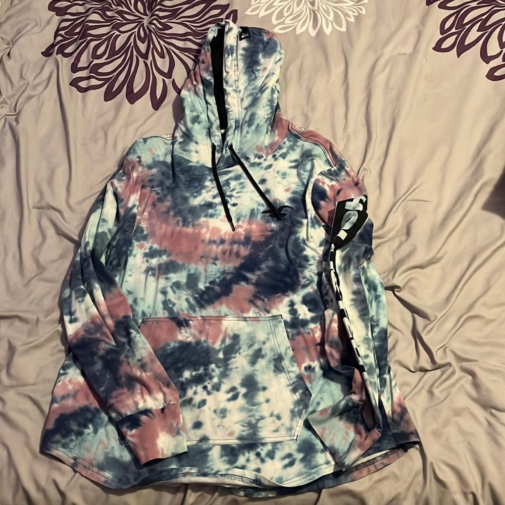 XL Hollister long sleeve hooded curved hem t-shirt